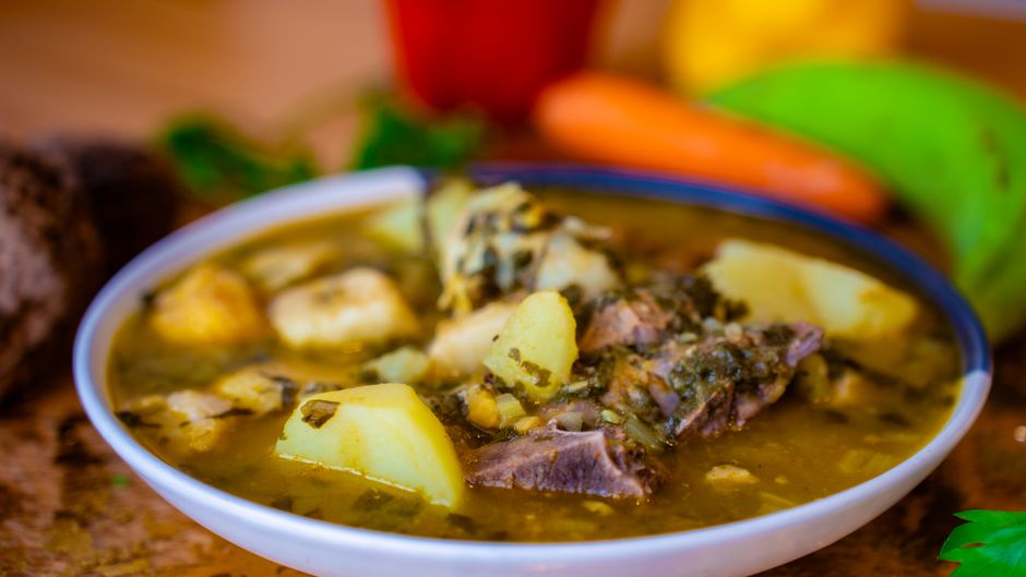 Golaž z žganci